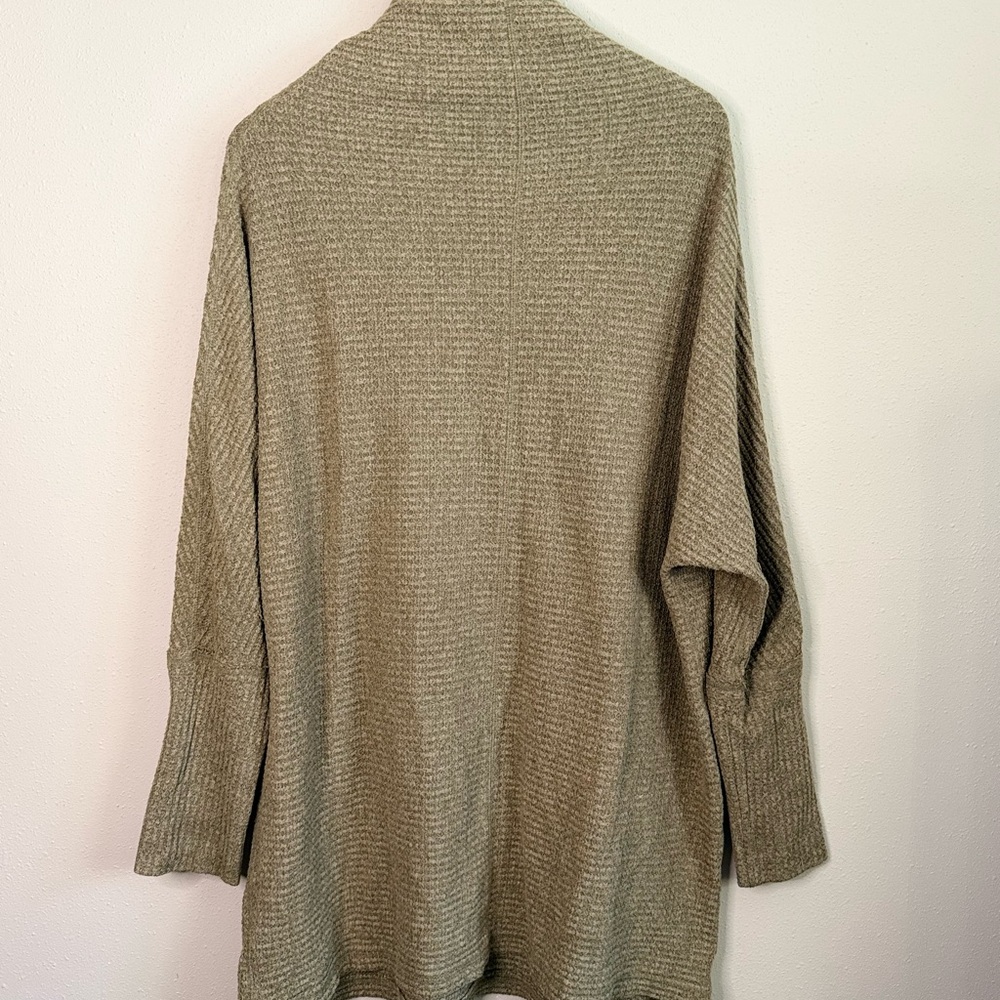 Free People We The Free Waffle Knit Cowl Neck Tunic Sweater XS S Olive - Picture 4 of 10